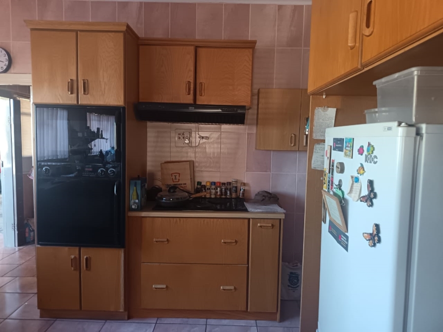 4 Bedroom Property for Sale in Hadison Park Northern Cape